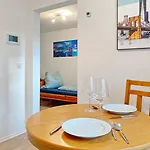 Haus Am Goldsteig - Zentral, Ruhig Stadtnah - Anbindung - Biergarten Und Pizzeria Direkt Vor Der Tuer Salzweg