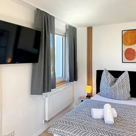 Haus Am Goldsteig - Zentral, Ruhig Stadtnah - Anbindung - Biergarten Und Pizzeria Direkt Vor Der Tuer * Salzweg
