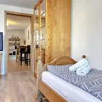 Haus Am Goldsteig - Zentral, Ruhig Stadtnah - Anbindung - Biergarten Und Pizzeria Direkt Vor Der Tuer *