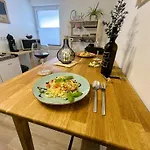 Haus Am Goldsteig - Zentral, Ruhig Stadtnah - Anbindung - Biergarten Und Pizzeria Direkt Vor Der Tuer * Salzweg