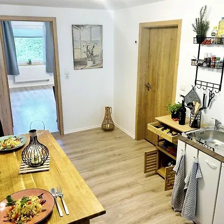 Haus Am Goldsteig - Zentral, Ruhig Stadtnah - Anbindung - Biergarten Und Pizzeria Direkt Vor Der Tuer 公寓 *