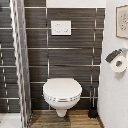 Apartment Haus Am Goldsteig - Zentral, Ruhig Stadtnah - Anbindung - Biergarten Und Pizzeria Direkt Vor Der Tuer Salzweg