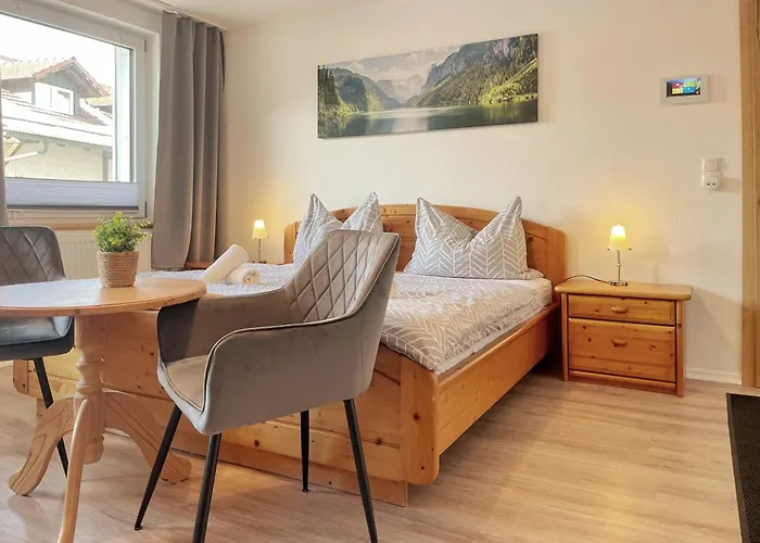 Appartement Haus Am Goldsteig - Zentral, Ruhig Stadtnah - Anbindung - Biergarten Und Pizzeria Direkt Vor Der Tuer