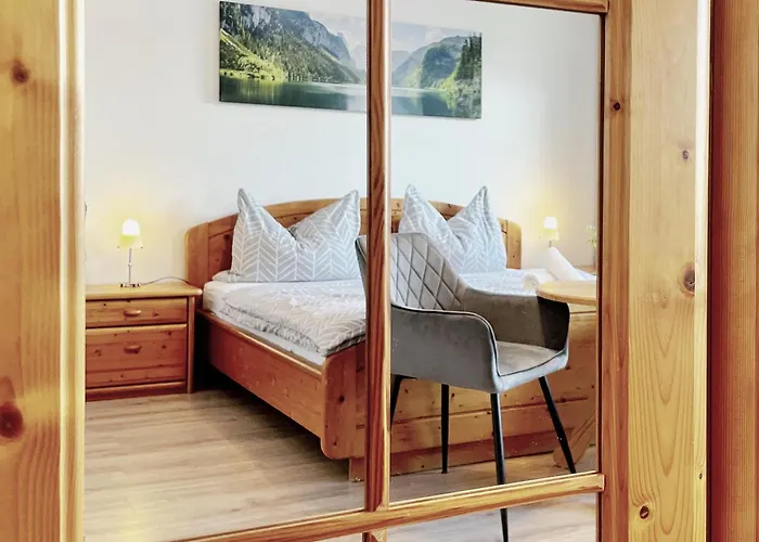 Appartement Haus Am Goldsteig - Zentral, Ruhig Stadtnah - Anbindung - Biergarten Und Pizzeria Direkt Vor Der Tuer *