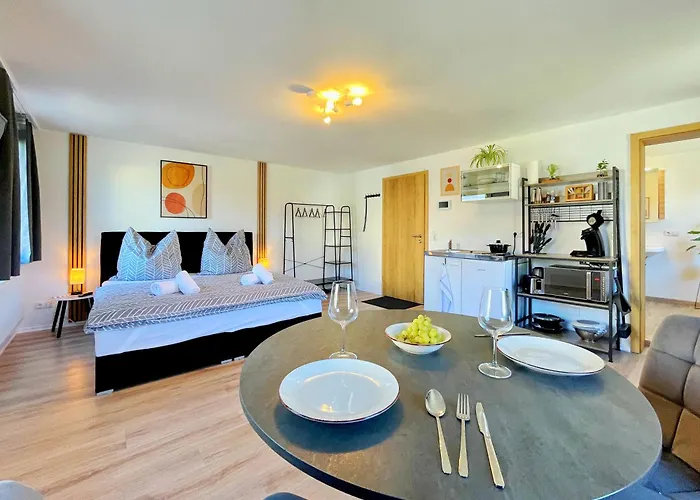 Appartement Haus Am Goldsteig - Zentral, Ruhig Stadtnah - Anbindung - Biergarten Und Pizzeria Direkt Vor Der Tuer *