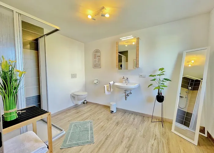 Appartement Haus Am Goldsteig - Zentral, Ruhig Stadtnah - Anbindung - Biergarten Und Pizzeria Direkt Vor Der Tuer *