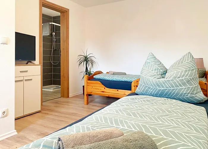 Haus Am Goldsteig - Zentral, Ruhig Stadtnah - Anbindung - Biergarten Und Pizzeria Direkt Vor Der Tuer